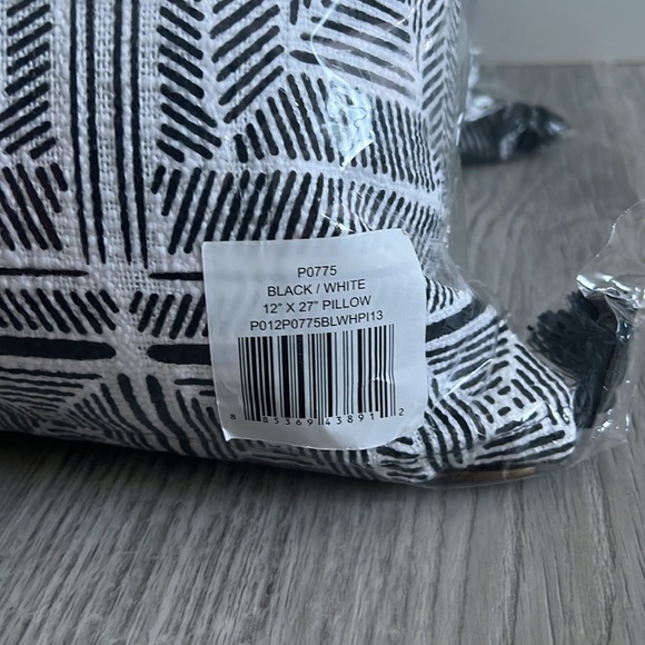 LOLOI pillows - Picture 4 of 5